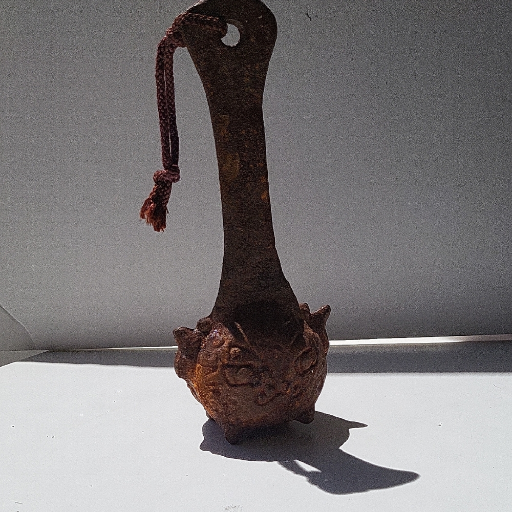 6.5" Antique Chinese Cast Iron Hand-Held  Dragon  Ringing Bell